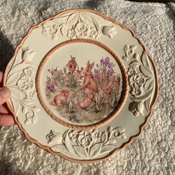 Vintage Cracker Barrel Easter Treasures Tulip Bunny Plate‎ Tray Rabbit decor - Picture 1 of 8
